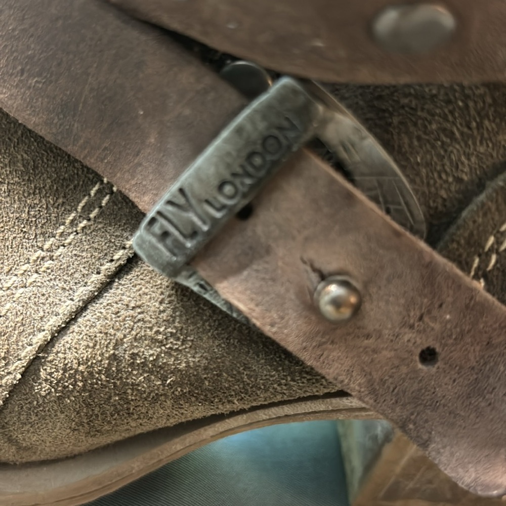 Lok Fly London Boot - Picture 6 of 9